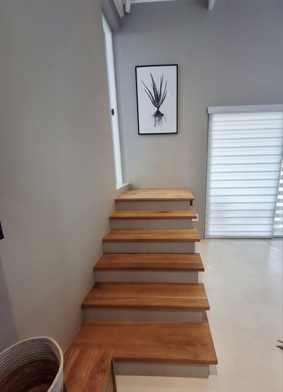 4 Bedroom Property for Sale in Struisbaai Western Cape